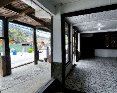 Excelente ponto comercial em Itaipava 